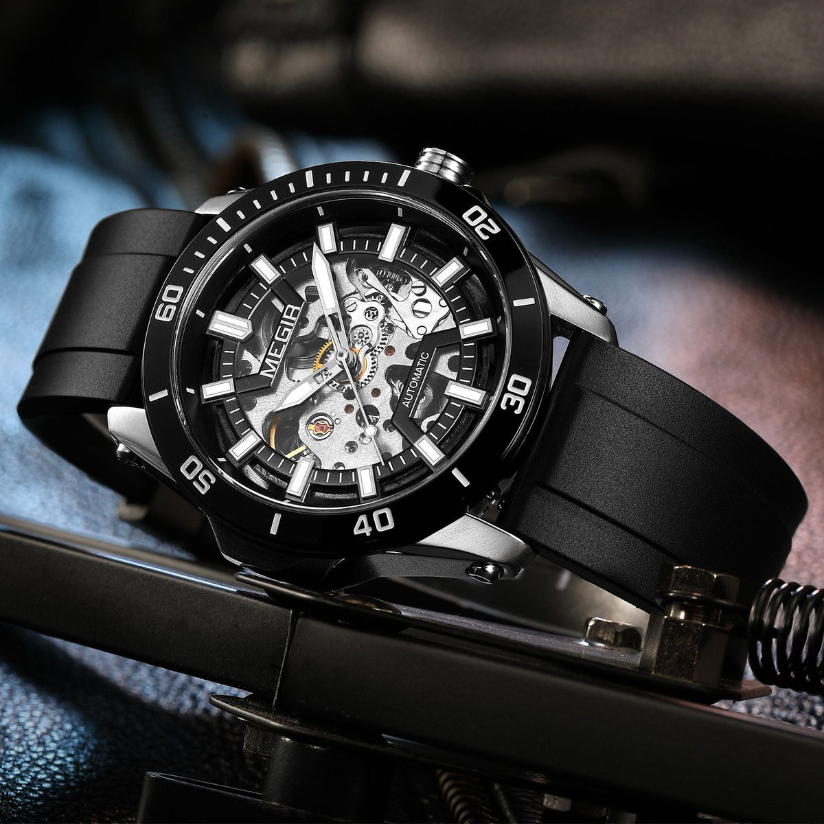 Core Automatic 8605
