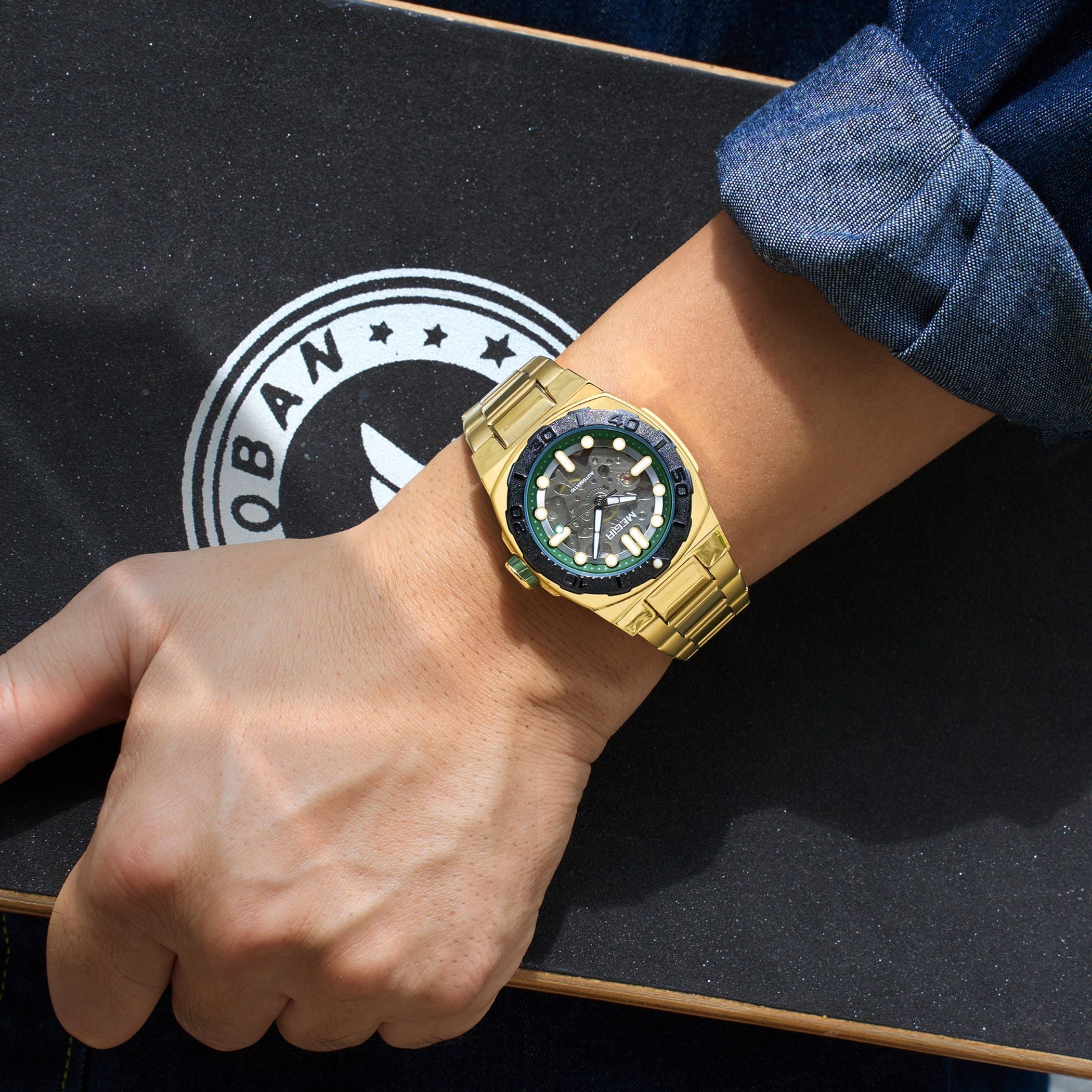 Midsize Watches (40–45mm)