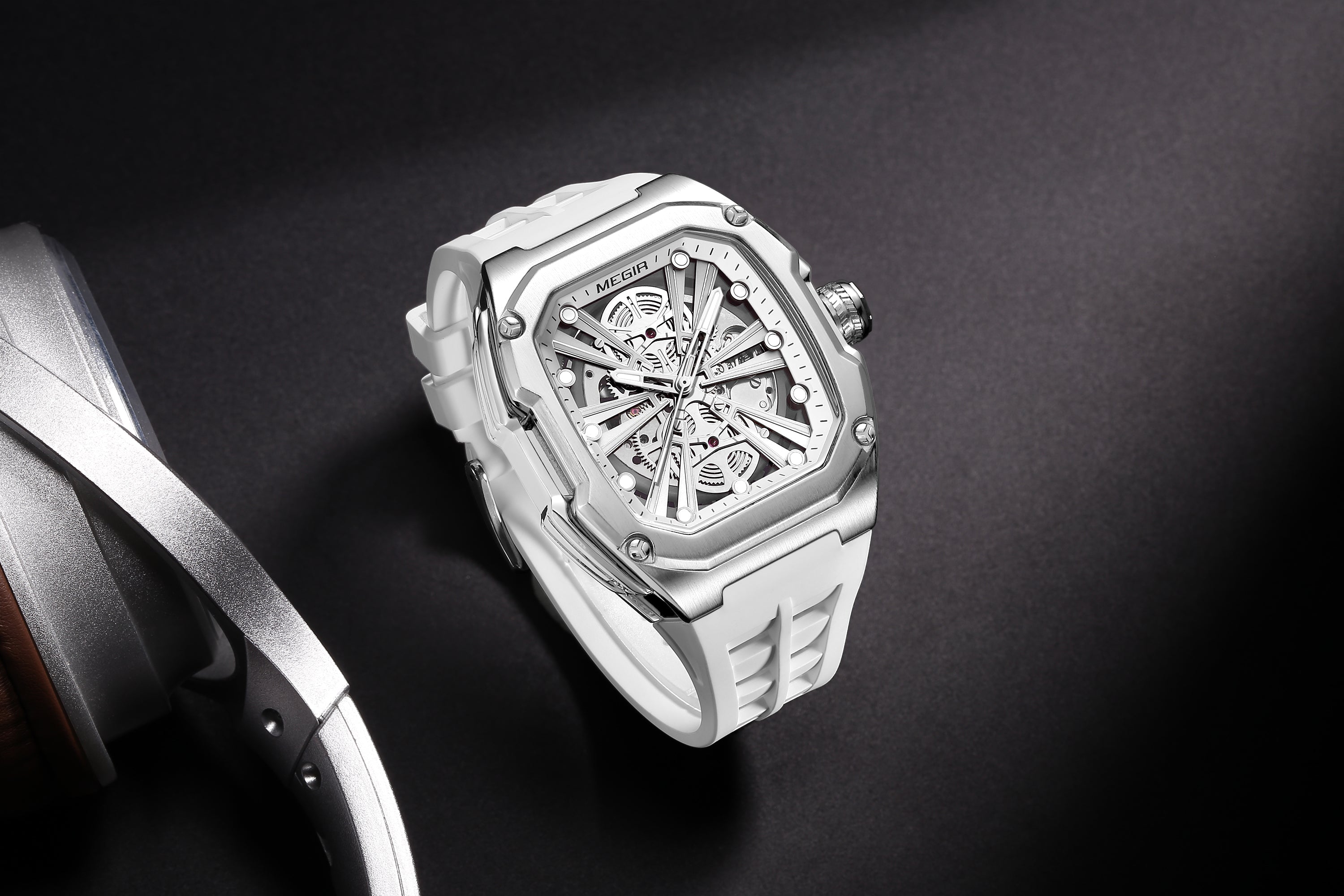 Velocity Automatic 8607