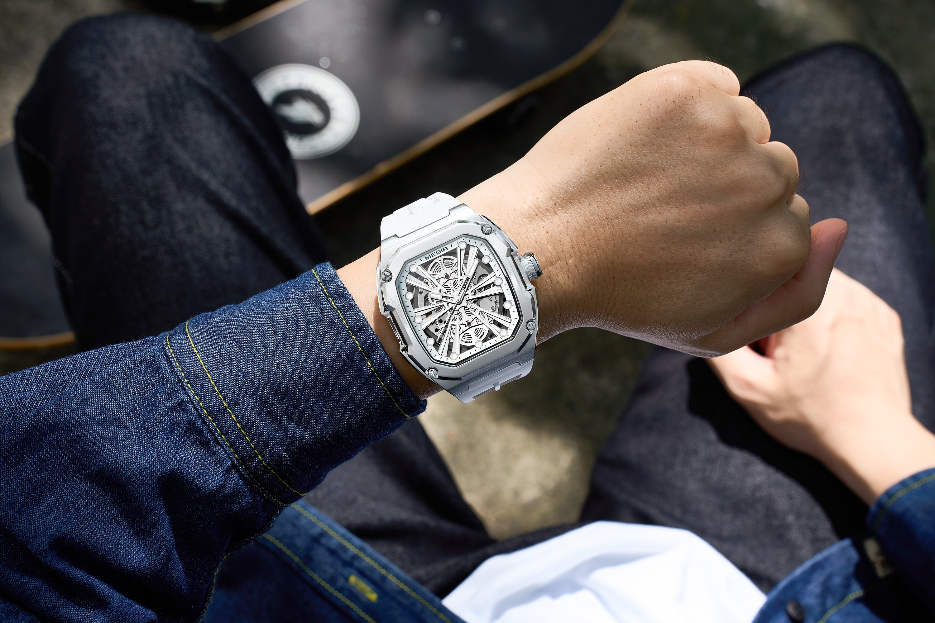 Velocity Automatic 8607